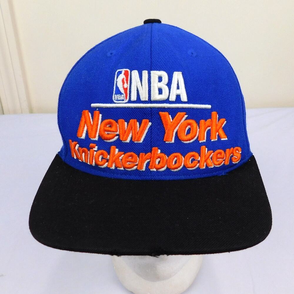 Mitchell & Ness New York Knickerbockers Snapback Hat Washed Repaired Spellout